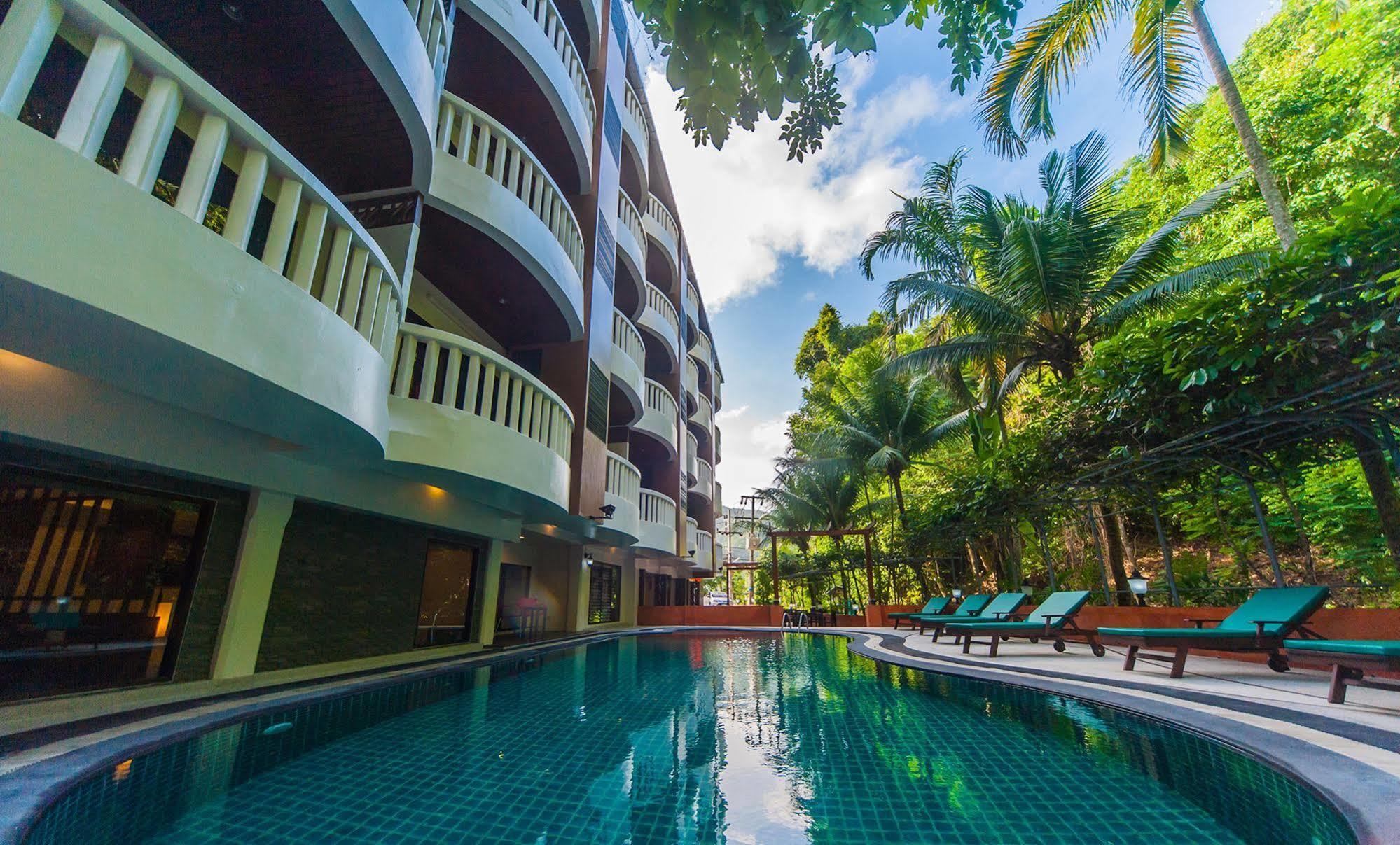 Ratana Hill Patong Aparthotel Exterior photo